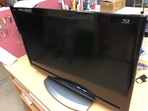 ＳＨＡＲＰ　３２Ｖ型ブルーレイ内蔵テレビ　ＬＣ－３２Ｒ５買取ました！！！