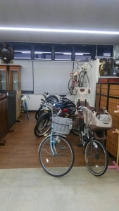 自転車コーナー店内に設置致しました
