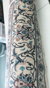 ペルシャ絨毯買い取りました。