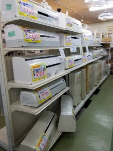 気が早い・・・？みなと店ではエアコン始めました！