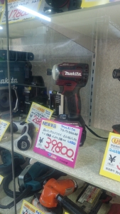 makita 新品インパクトドライバを買取させて頂きました。