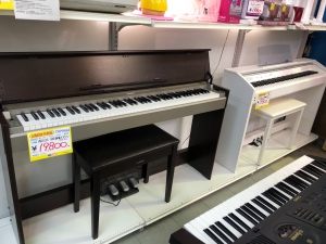 YAMAHA ARIUS 電子ピアノを買取りさせていただきました。